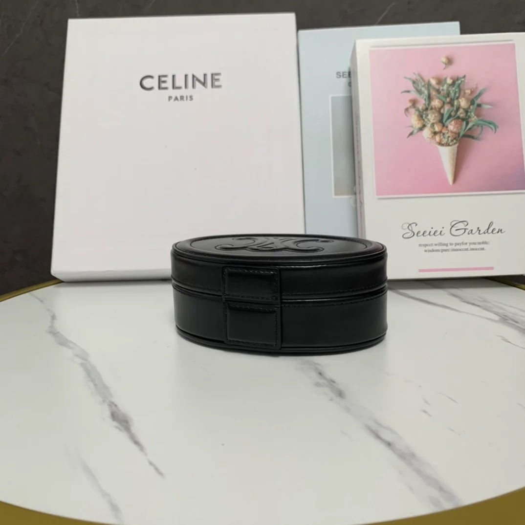 트리옹프 오벌 미노디에르 토트백 블랙 상세