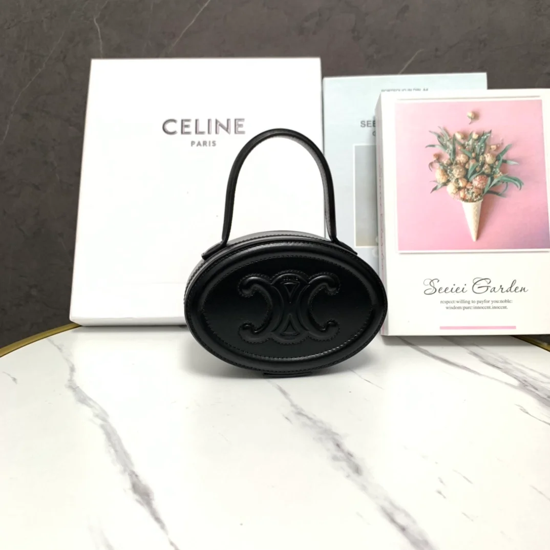 트리옹프 오벌 미노디에르 토트백 블랙 상세