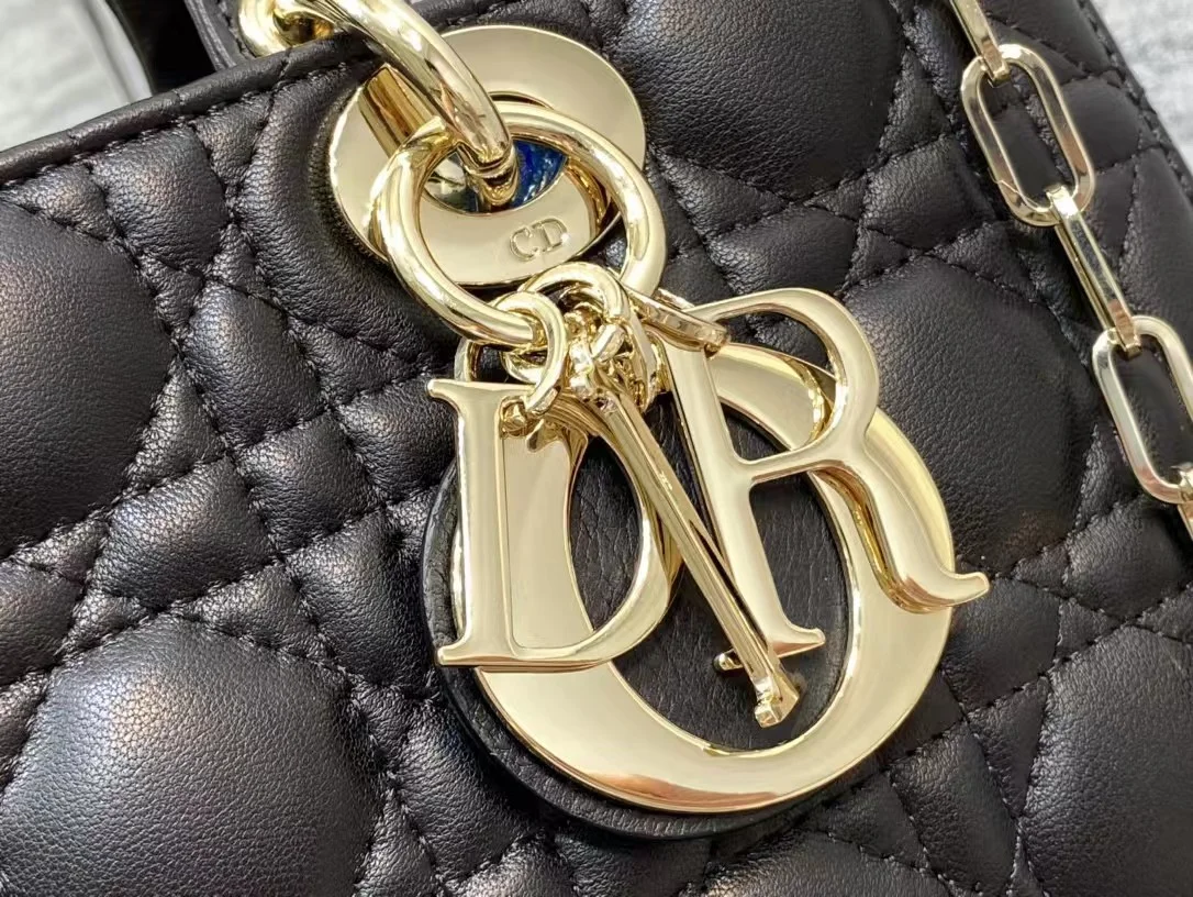 디조이백 미듐 블랙 (26*14*6cm) 상세