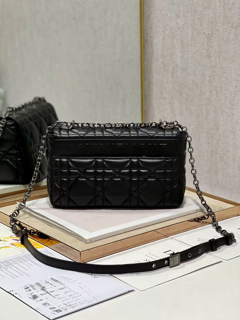 카로백 미디움 블랙실버 상세