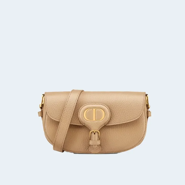 Bobby East-West 백 상세