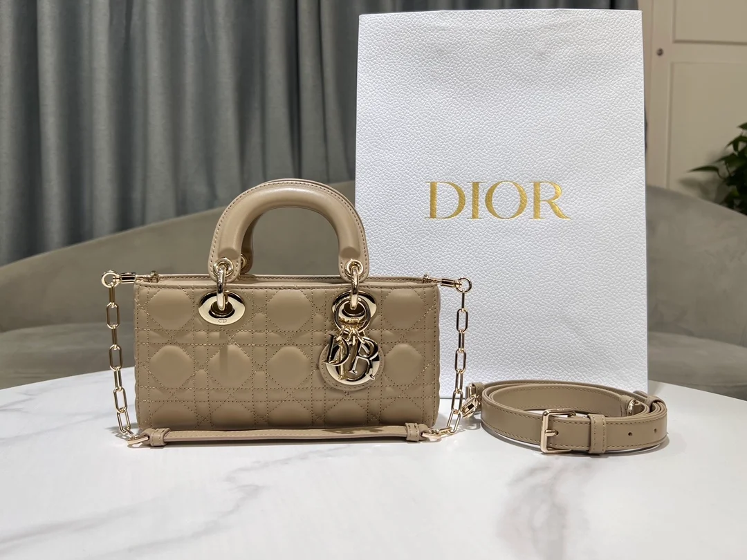 레이디 D-joy 스몰 백 베이지 상세