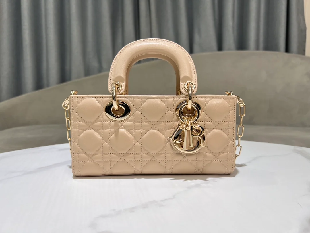 레이디 D-joy 스몰 백 파우더 베이지 상세