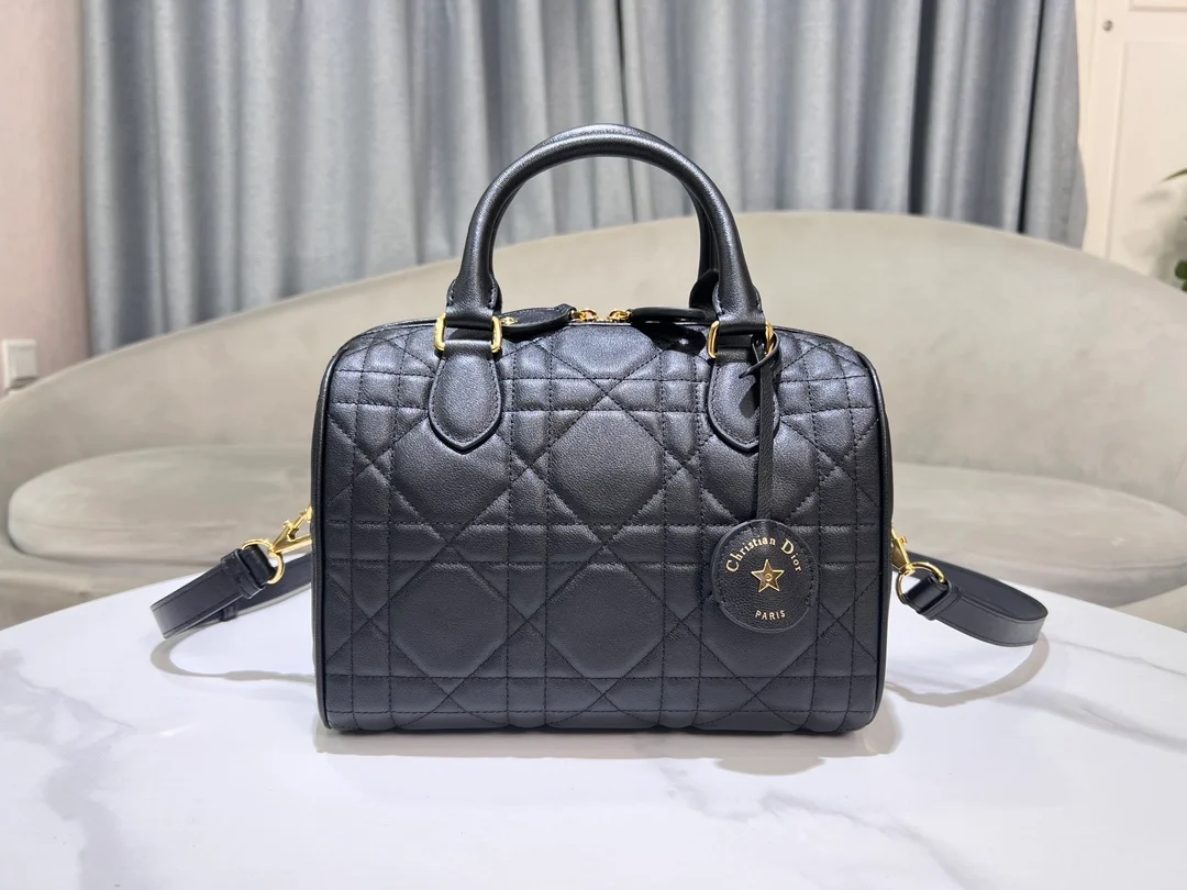 그루브 25 백 블랙 매크로까나쥬 상세