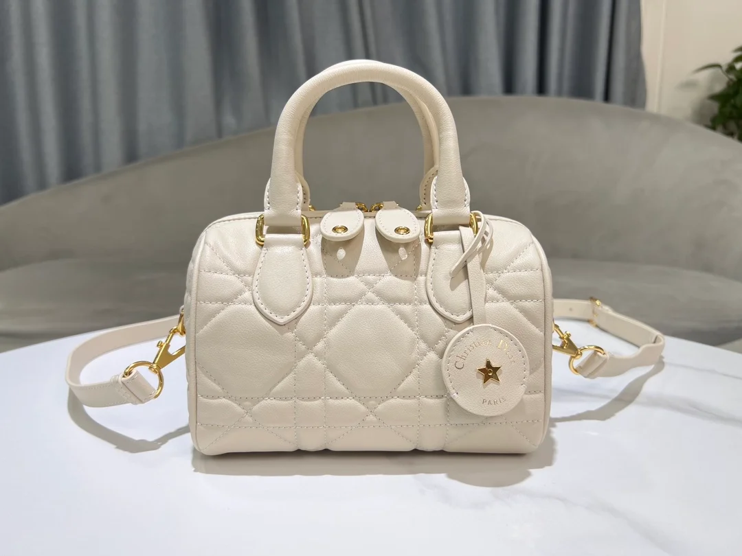 그루브 20 백 아이보리 매크로까나쥬 상세