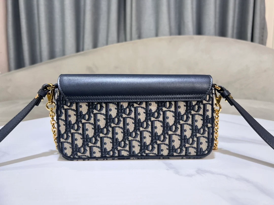 30 몽테인 아베뉴 이스트 웨스트 더블 캐리 미니 백 상세