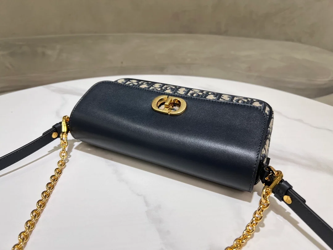 30 몽테인 아베뉴 이스트 웨스트 더블 캐리 미니 백 상세