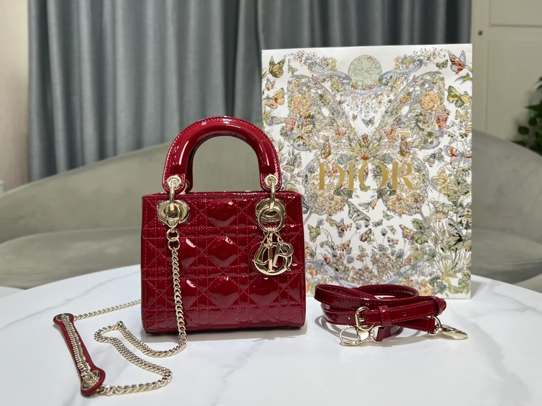 레이디 체리 레드 페이턴트 까나쥬 미니 백 상세