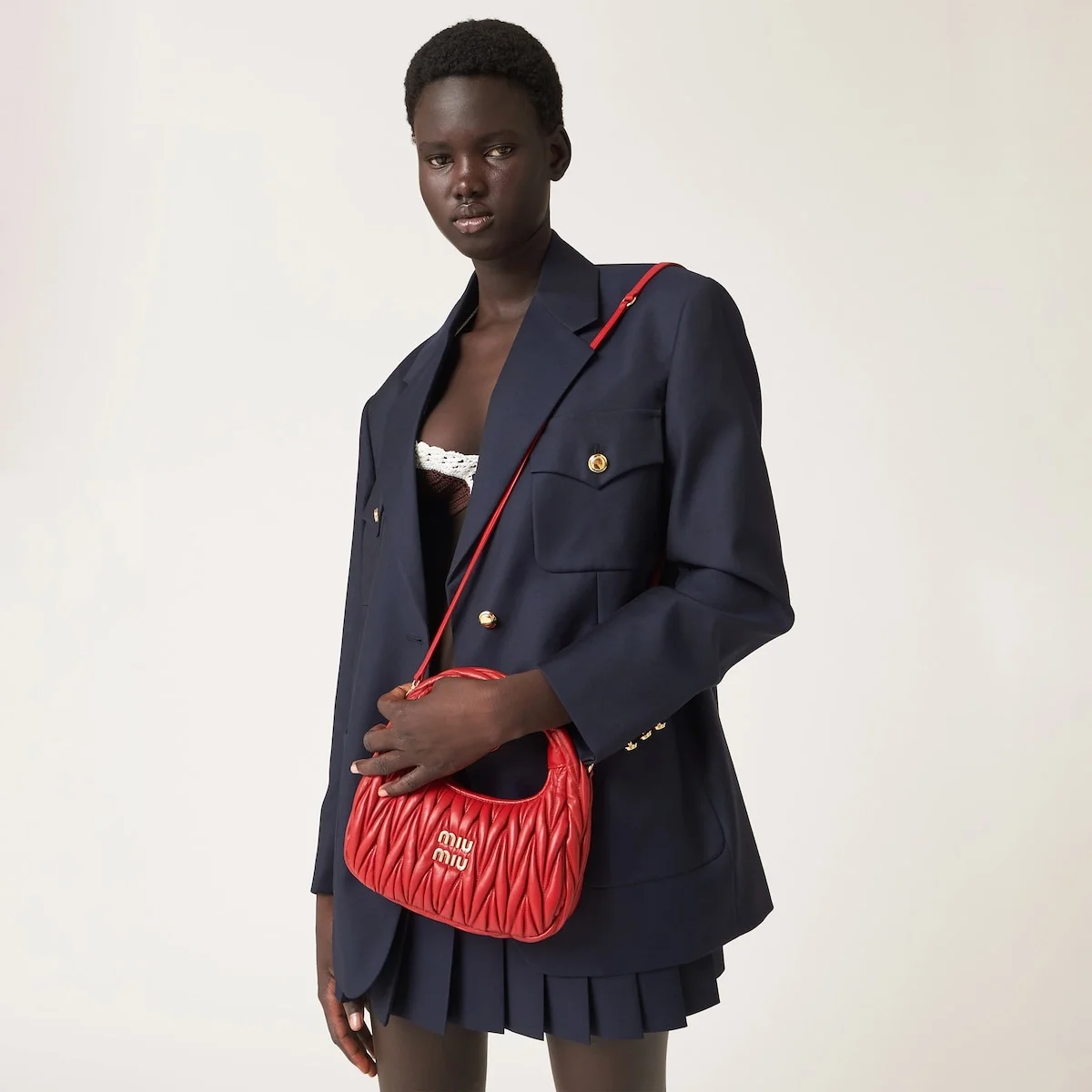 스몰 완더 마테라쎄 나파 가죽 호보백 레드 상세