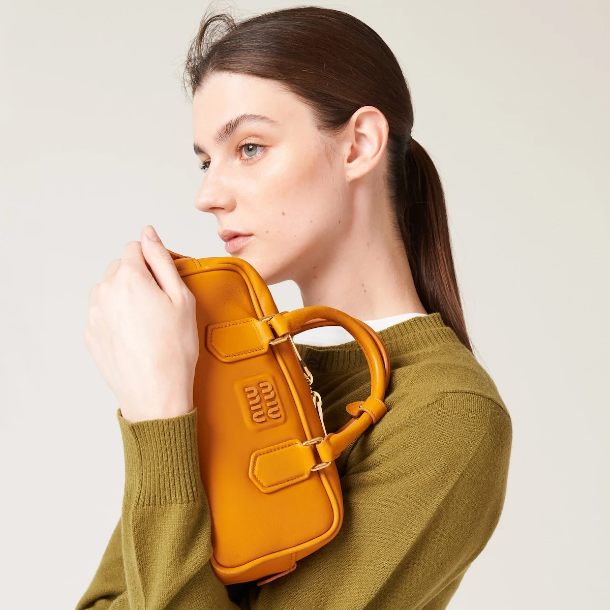 스몰 아르카디 가죽백 옐로우 상세