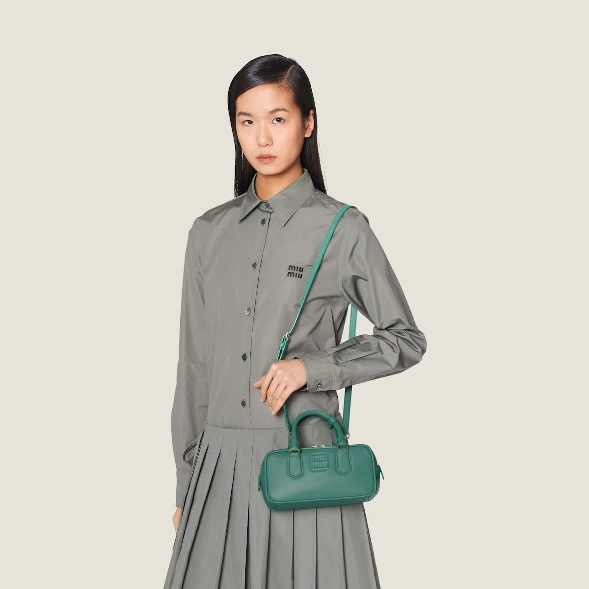 스몰 아르카디 가죽백 그린 상세