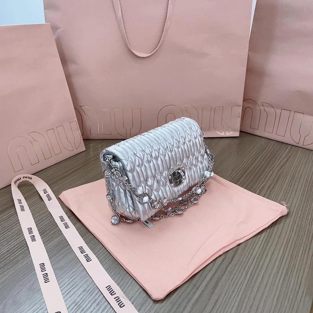 마테라쎄 나파 가죽 크리스탈 미니백 실버 상세