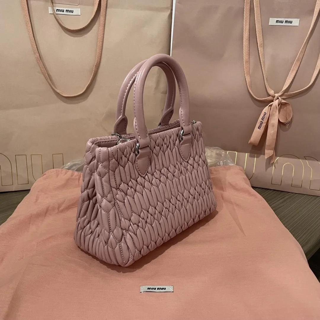 크리스털 나파 가죽 핸드백 핑크 상세