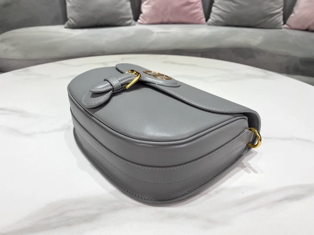 Bobby 미디엄 백 그레이 상세