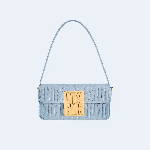 Miss 플랩백 올오버 페일 블루 퀄팅