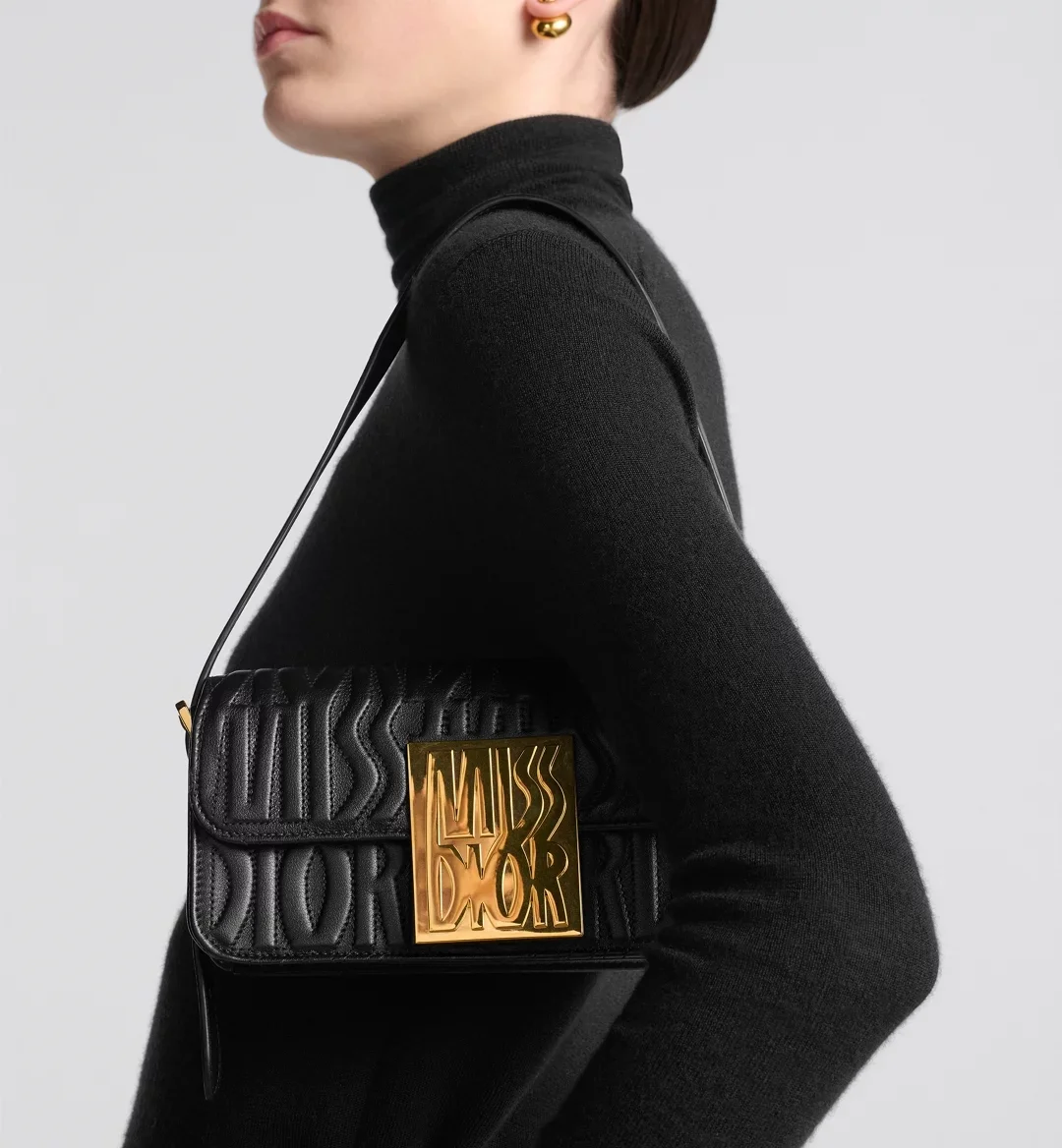 Miss 플랩 백 올오버 블랙 퀄팅 상세