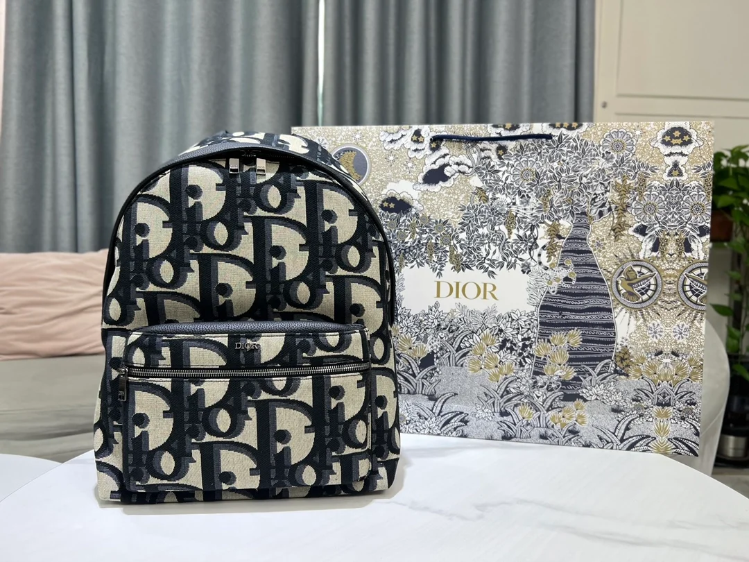 맥시 오블리크 자카드 라이더 백팩 베이지 상세