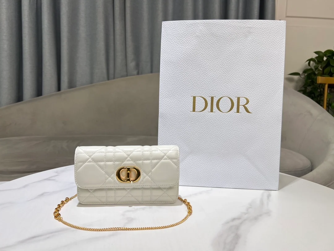 미스 카로 체인 파우치 라떼 상세