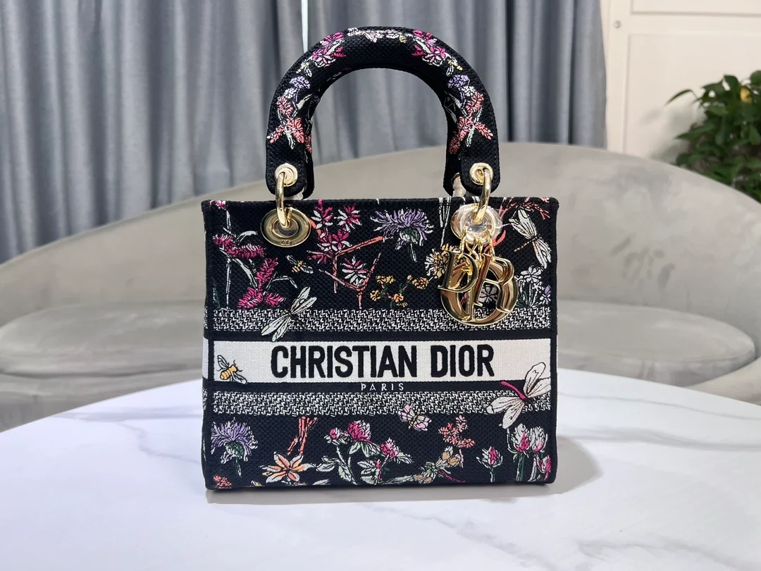 레이디 D-Lite 미디엄 백 블랙 멀티컬러 상세