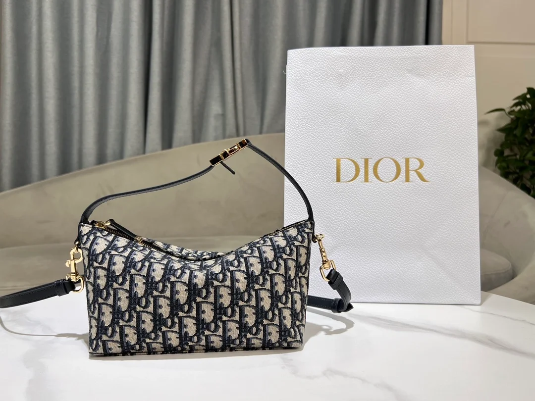 오블리크 자카드 트래블 노마드 미디엄 파우치 상세