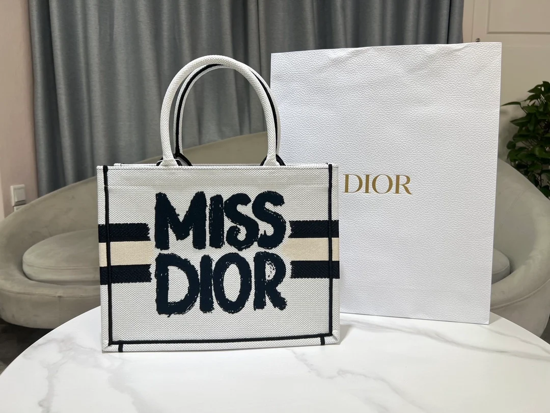 Miss 북 토트 미디엄 백 화이트 상세
