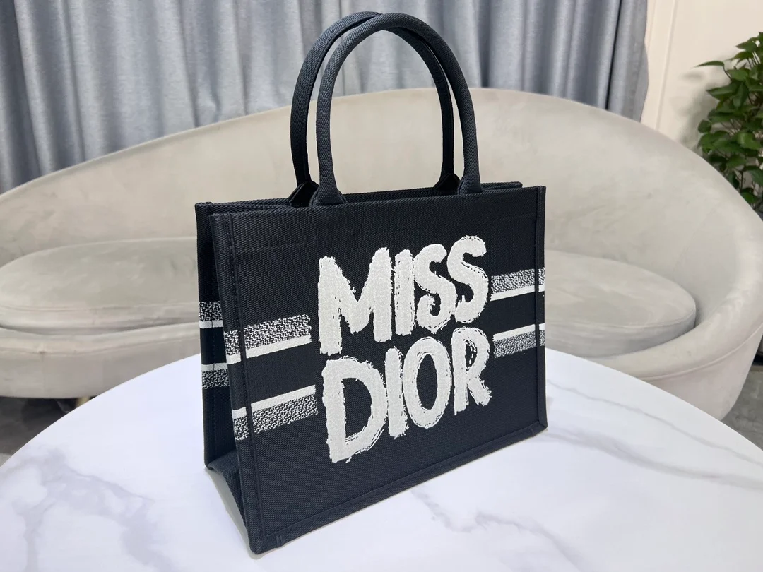 Miss 북 토트 미디엄 백 블랙 상세