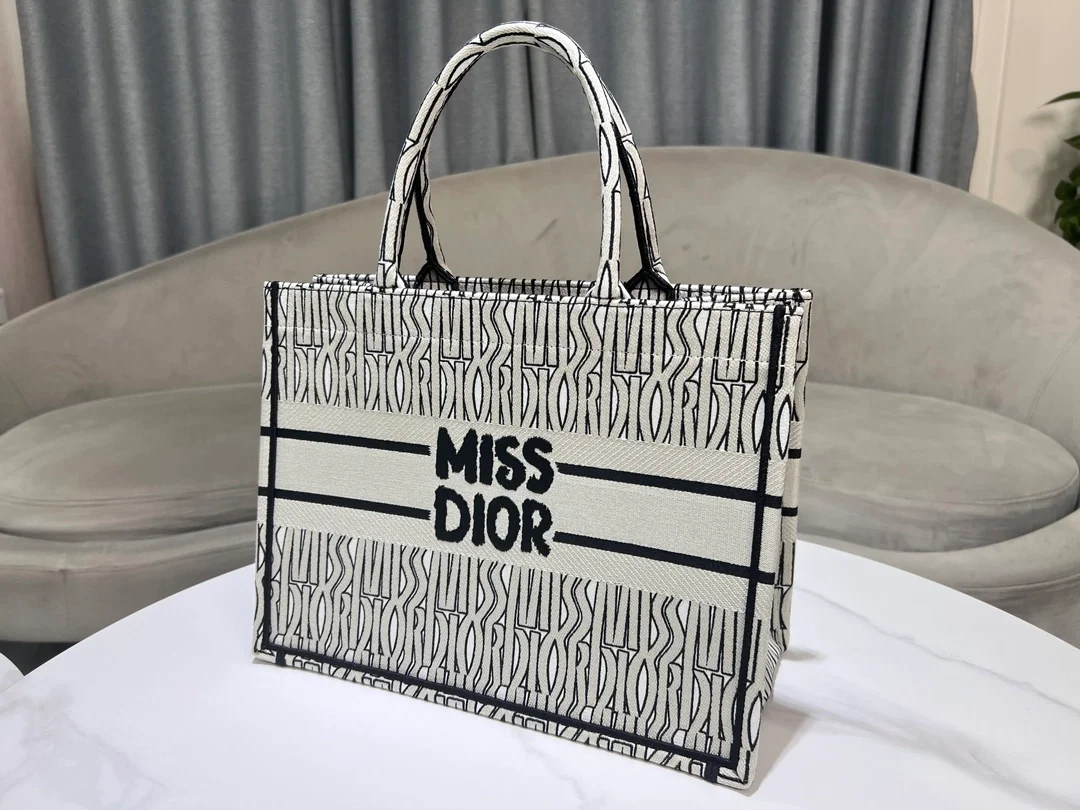 북 토트 미디엄 백 화이트 상세