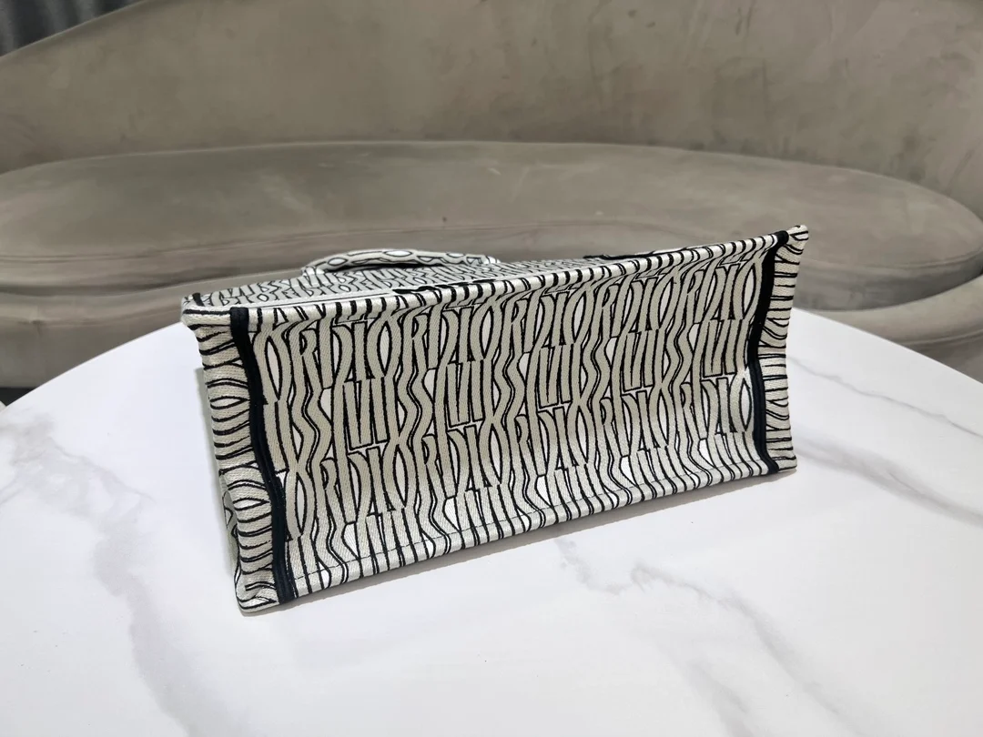 북 토트 미디엄 백 화이트 상세