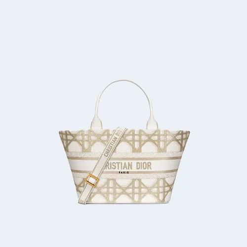 화이트 골드 매크로까나쥬 자수 모자 바스켓 백