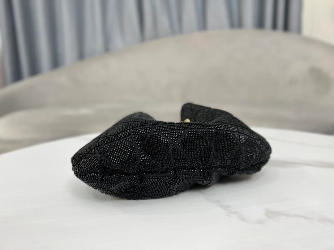 드림 버킷 백 블랙 상세