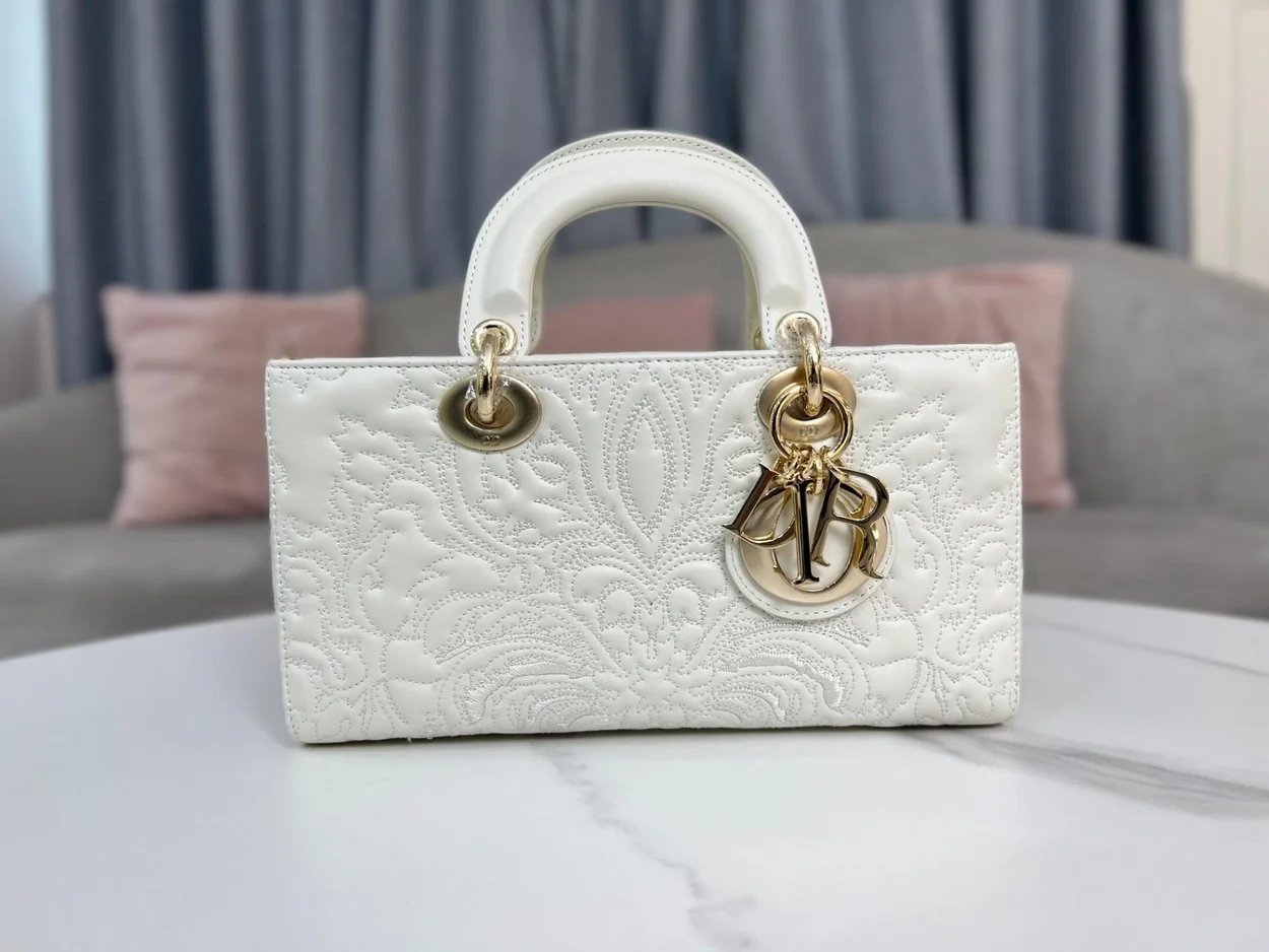 레이디 D-JOY 백 화이트 상세