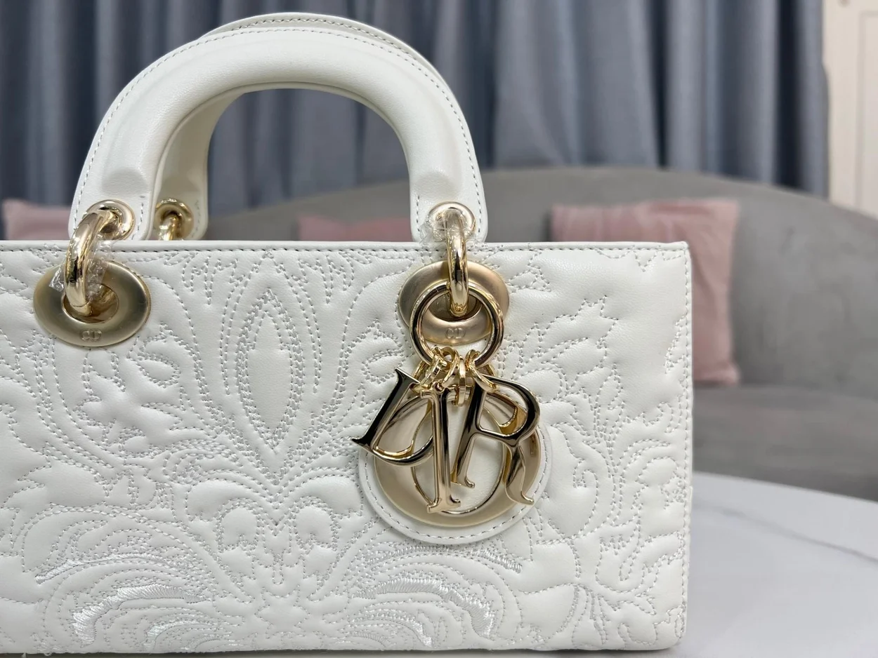 레이디 D-JOY 백 화이트 상세