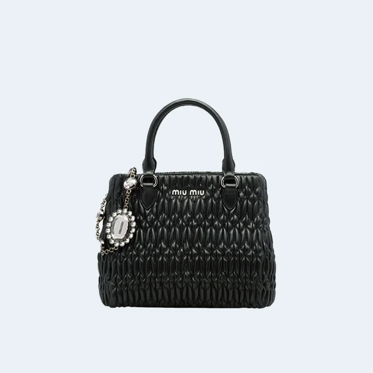 크리스탈 클로케 나파 가죽 핸드백 블랙 상세