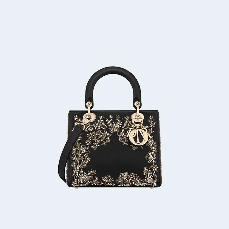 레이디 D-Lite 미디엄 백 블랙 화이트 라마지 버터플라이 상세