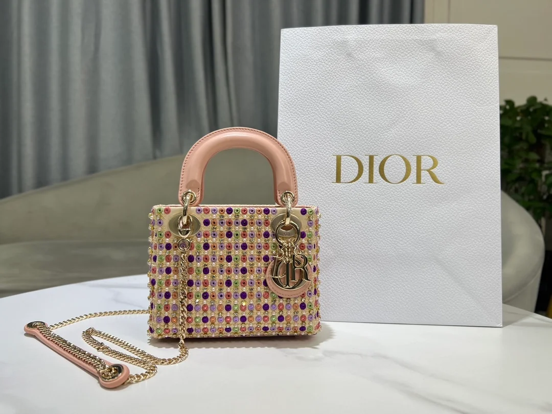 라이트 레이디 백 새틴 미러 비즈 멀티컬러 상세