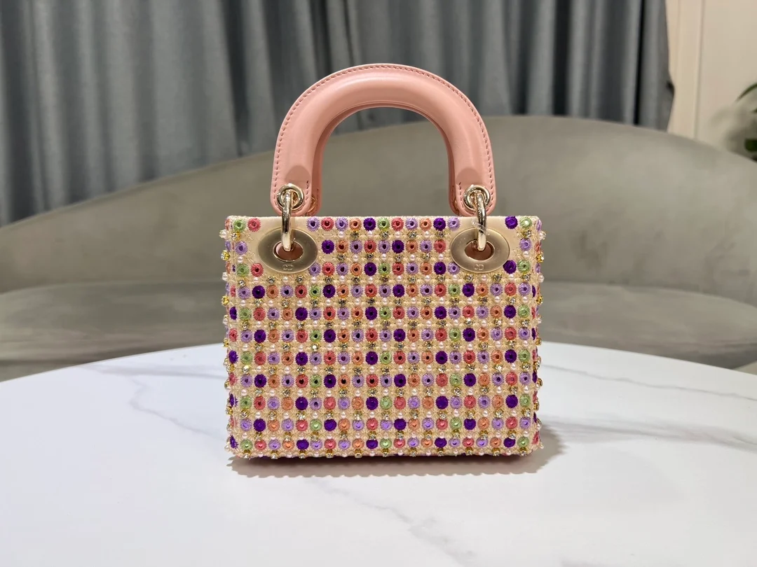 라이트 레이디 백 새틴 미러 비즈 멀티컬러 상세