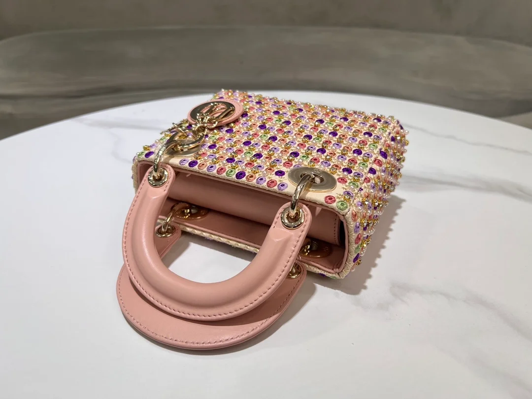 라이트 레이디 백 새틴 미러 비즈 멀티컬러 상세