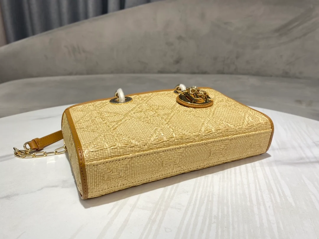 레이디 라피아 다이아몬드 핸드 백 상세