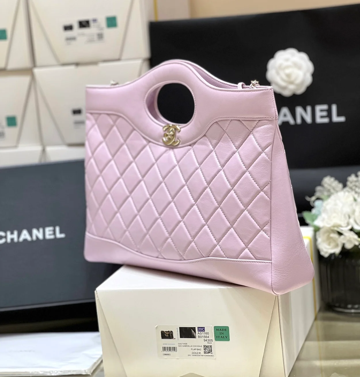램스킨 체인 달린 미니 쇼핑백 라이트 퍼플 상세