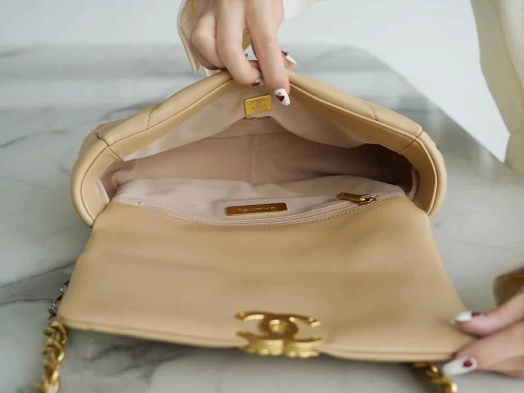 19백 미디움 램스킨 라이트 베이지 상세