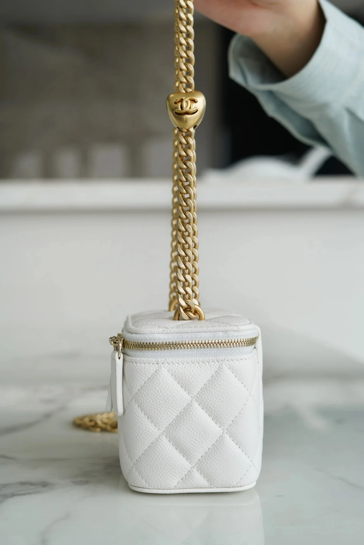 스몰 베니티 램스킨 화이트 상세