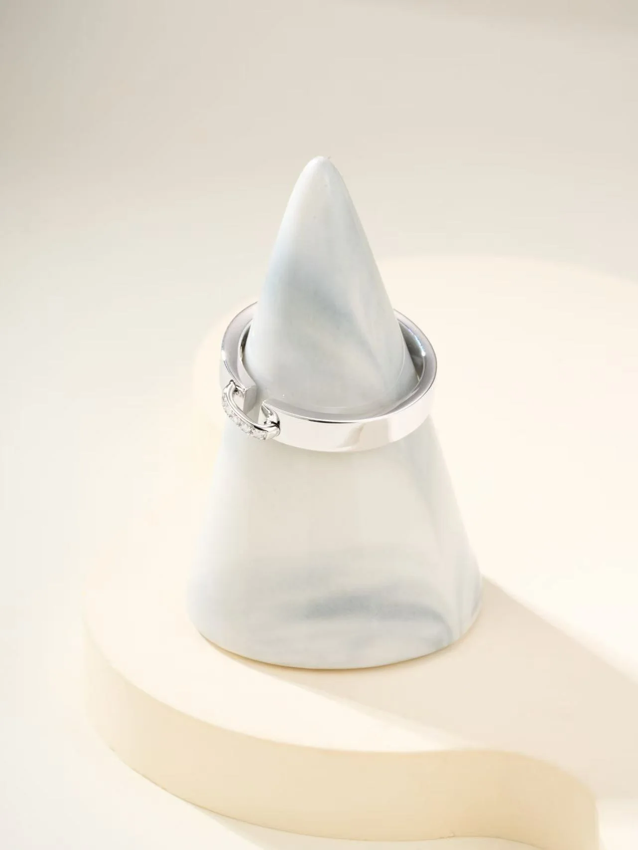 리앙 에비당스 상세