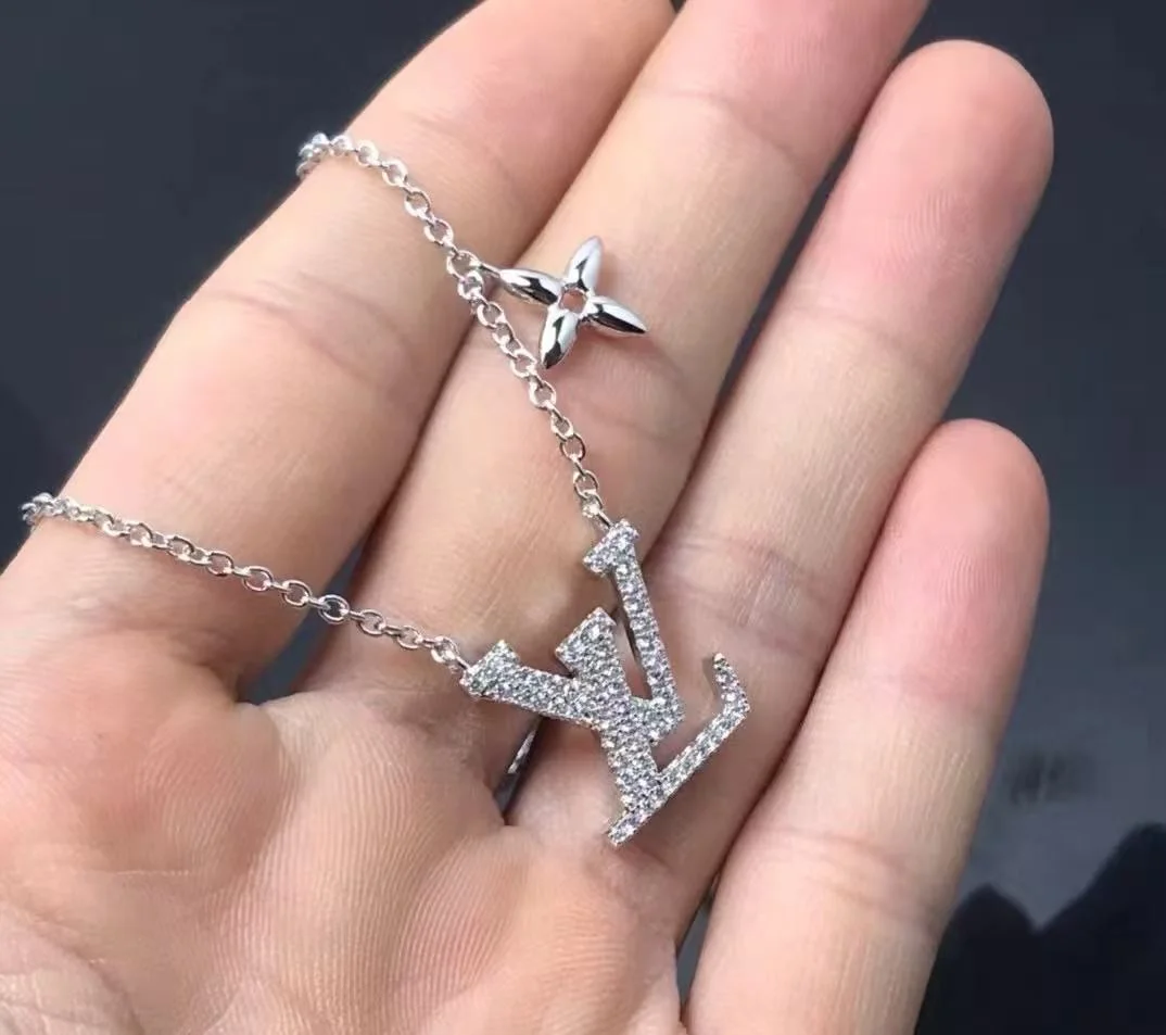 아이코닉 목걸이 M00596 상세