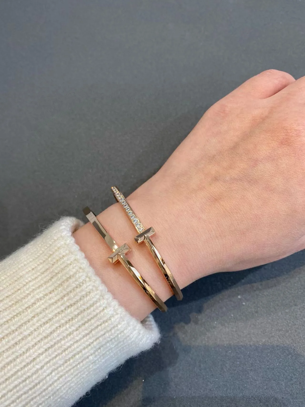 T1 네로우 힌지드 뱅글