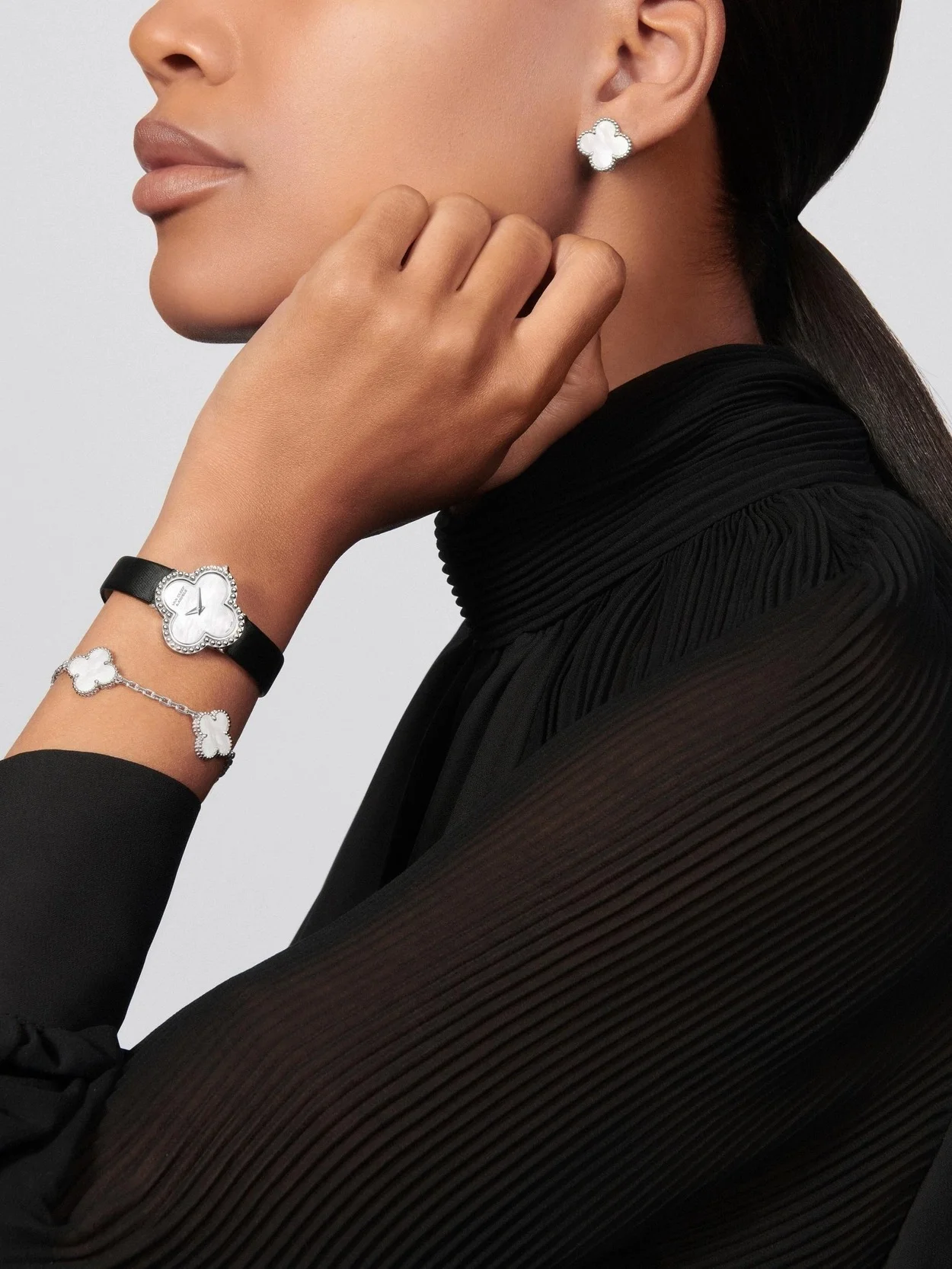 빈티지 알함브라 5 모티브 팔찌 상세