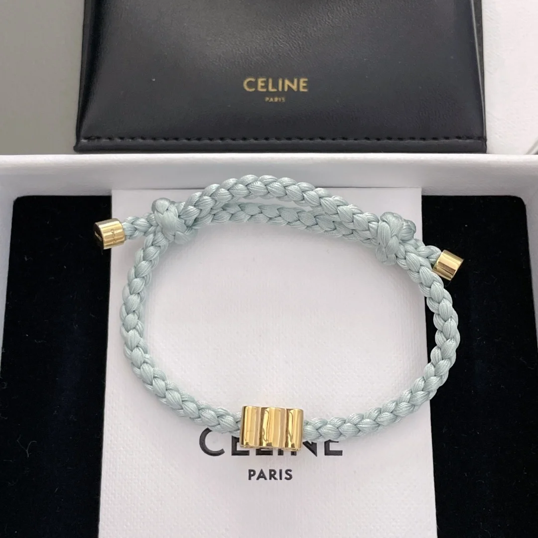 브레이스 골드 피니쉬 브레이슬릿 상세