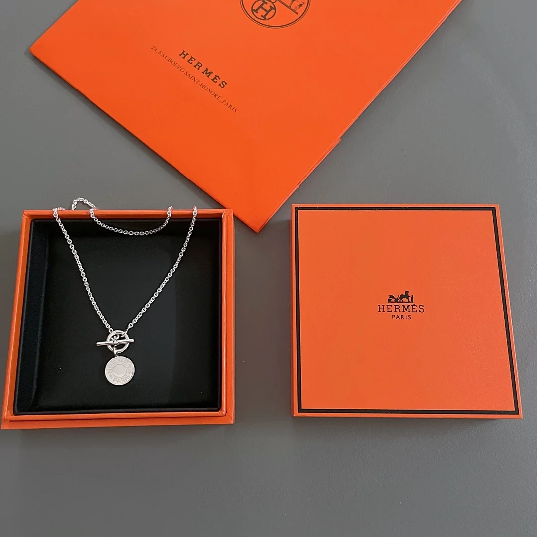 Amulettes Hermès Ex-Libris 펜던트 목걸이 상세
