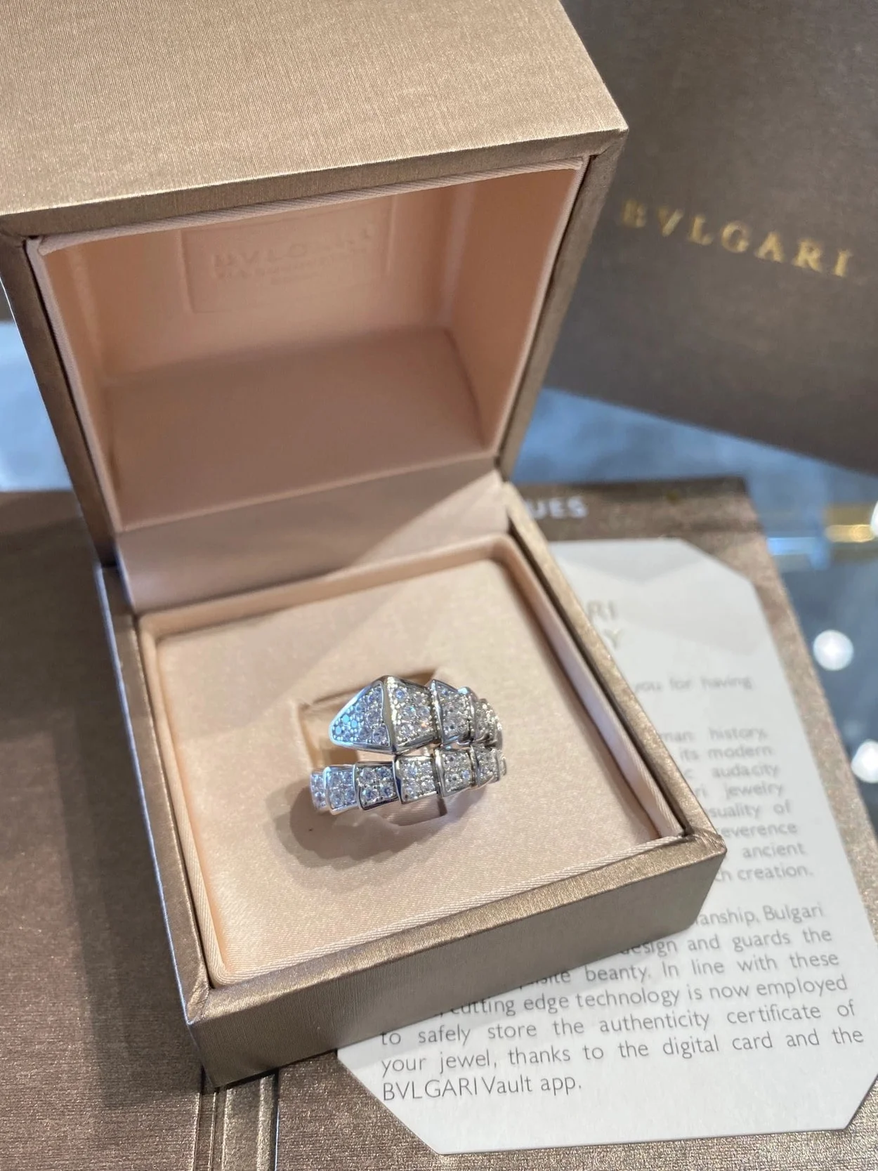 세르펜티 바이퍼 링 상세