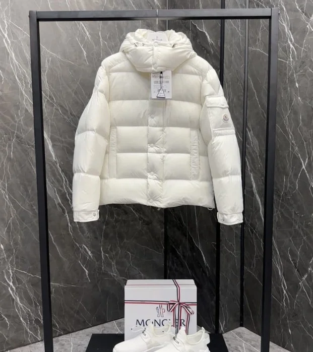 마야 70 다운 숏 패딩 화이트