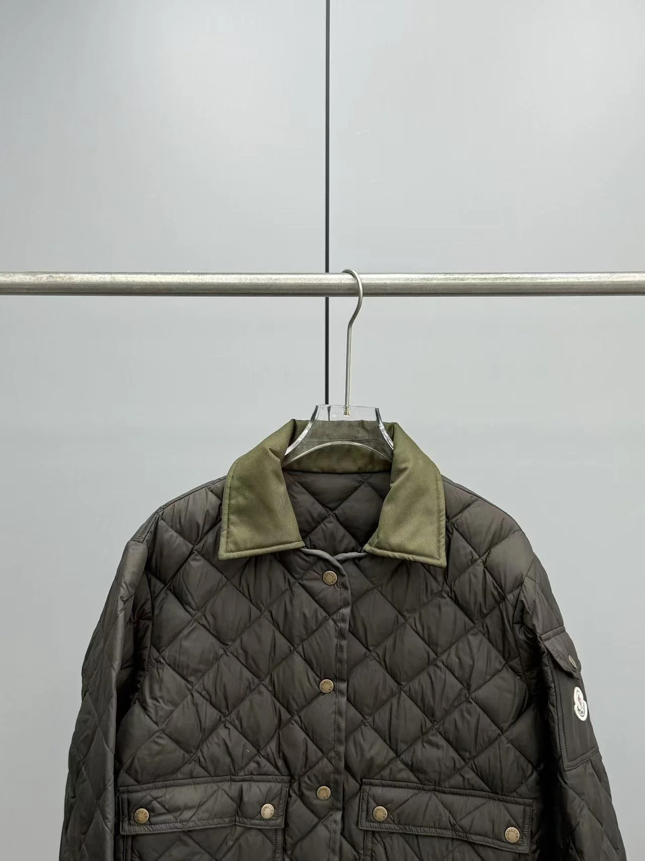 치트르 다이아몬드 퀼팅 패딩 셔츠 재킷 상세